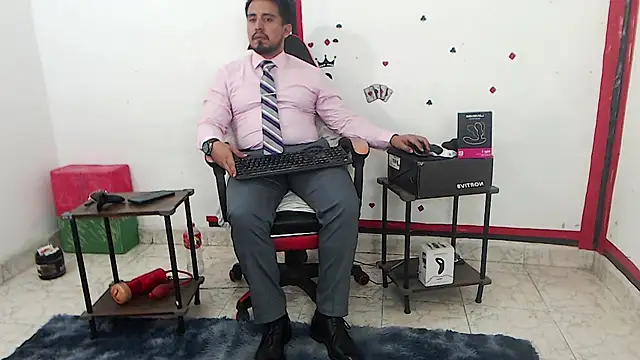 KalethBigDick Adlı Modelin Canlı XXX Sohbeti