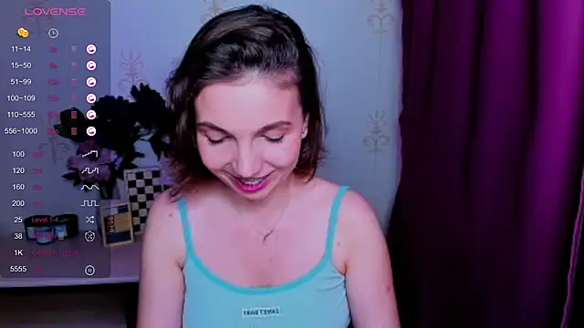 KindHazelHere_'s Live XXX Chat