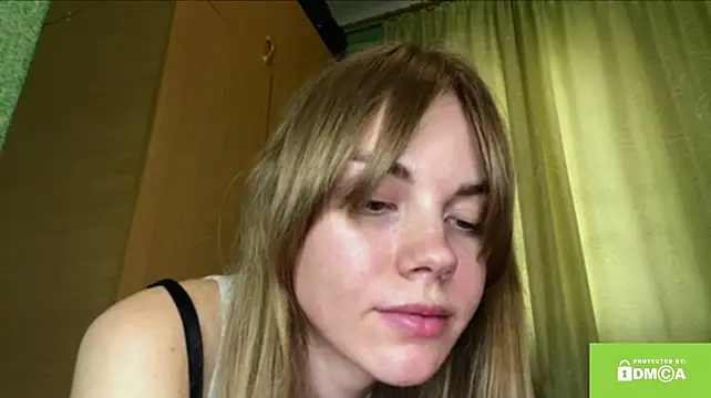 XXX chat uživo modela SunnyStrike