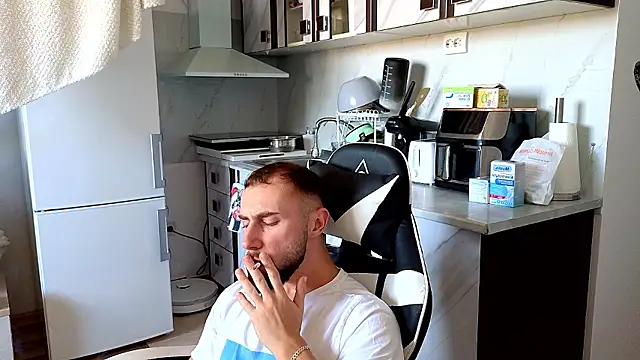 RyanStorm_ Live XXX-chat