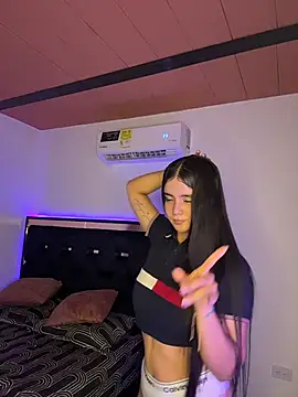 Zow_ – webcam-show