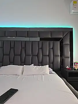 Chat +18 de Sthef_Castle ao vivo