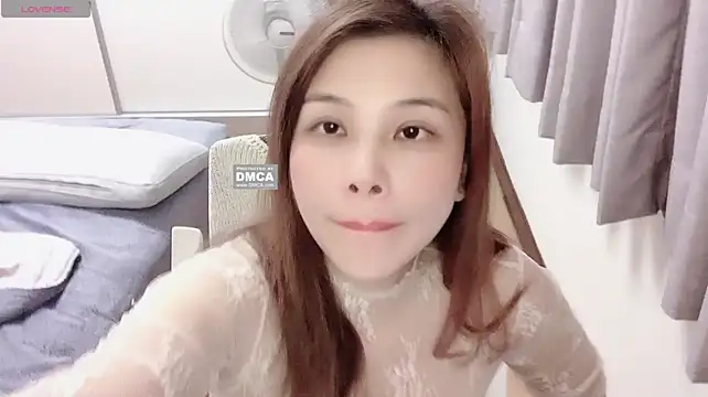 tw_yaya520's Live XXX Chat