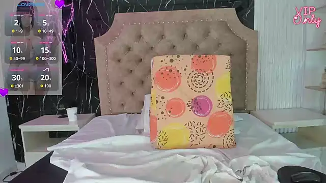 Chat +18 de Isis_001 ao vivo