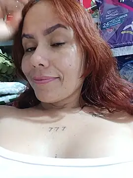 Queen_lorena élő XXX-chatje