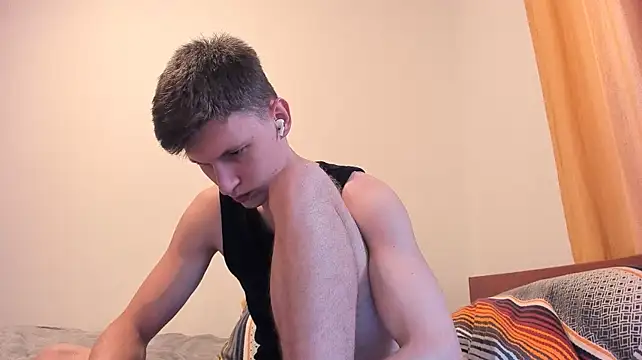 Pertunjukan Kamera Web Kevin_Hornyyy