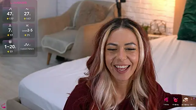 CindeFucknRella's Live XXX Chat