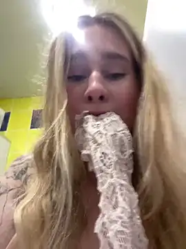 XXX chat uživo modela SiaLater