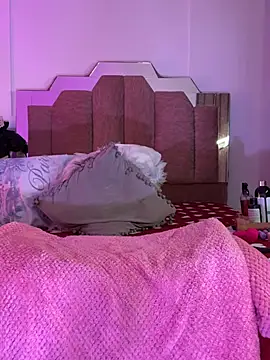 Chatroom XXX en direct de LoveQueen2