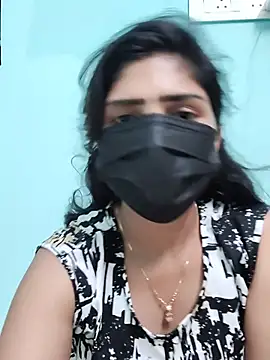Tamil_SweetHeart Adlı Modelin Canlı XXX Sohbeti