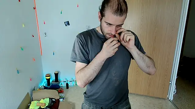 hei_69 élő XXX-chatje