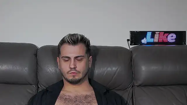 CrazyDom1's Live XXX Chat