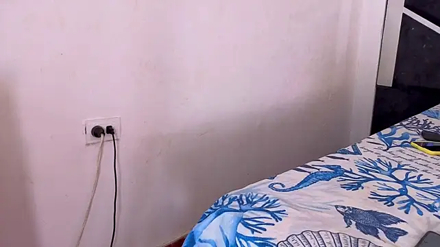 fire_lovex Adlı Modelin Canlı XXX Sohbeti