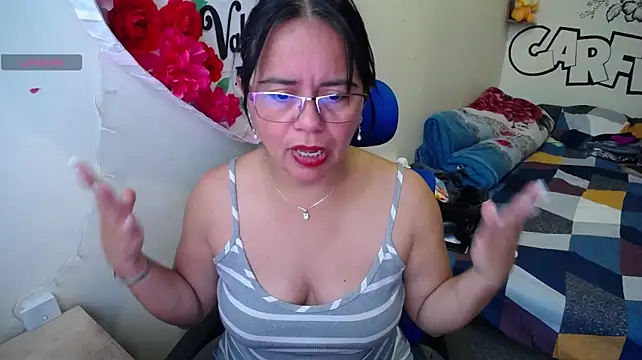 XXX chat uživo modela Miss__kendra_