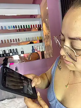 Chat XXX ao vivo de Nails_Lucia