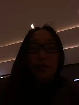 trytomakememoam Live XXX Chat