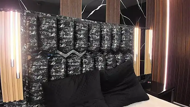 Kysha_Lipss Live XXX Chat