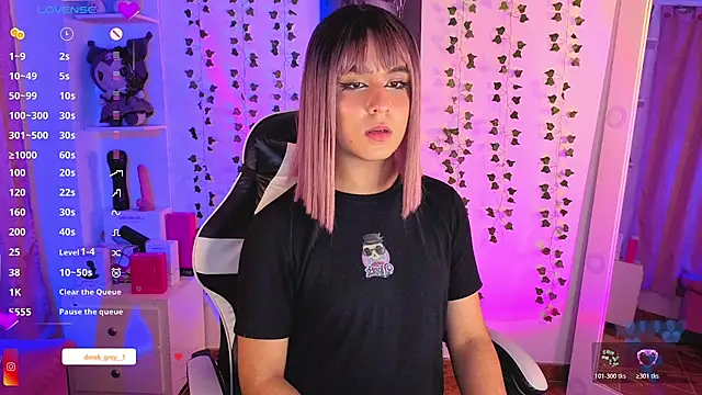 derek_greyy__ Chat XXX in diretta