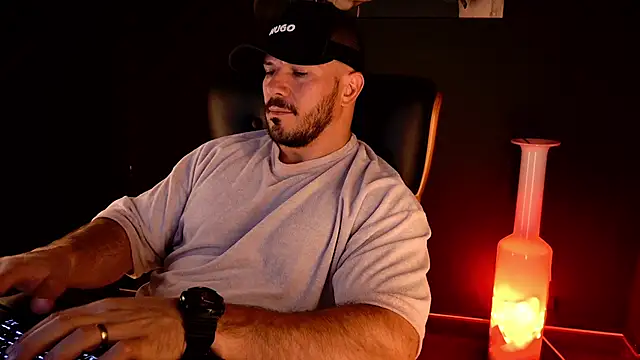AngeloEric Live XXX Chat