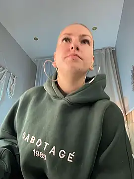 Онлайн чат XXX Tattitude_