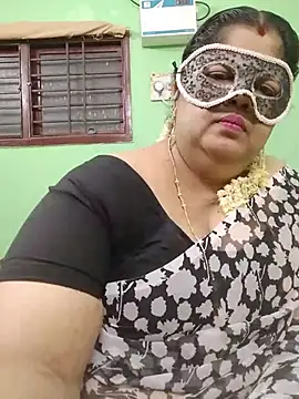 Tamil-mayasri live XXX chat