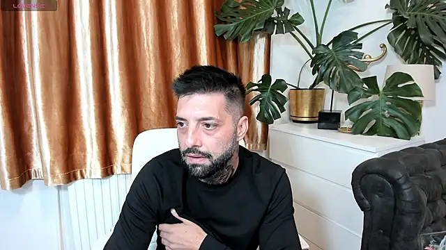 Онлайн чат XXX TommyDum