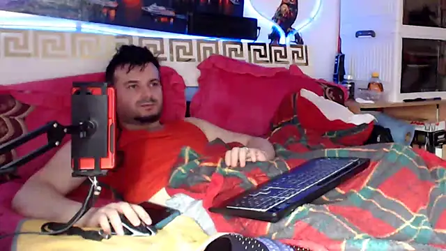 Hugec0ck007 Adlı Modelin Canlı XXX Sohbeti