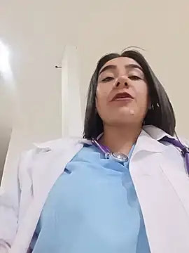 دردشة CAROLINE__07 الجنسية المباشرة
