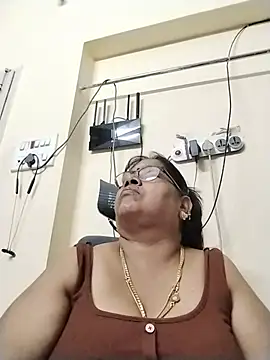 bigbum68's Live XXX Chat