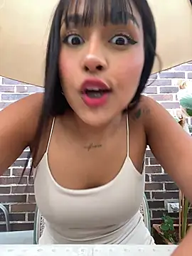 Chat +18 de Mariangel_11 ao vivo