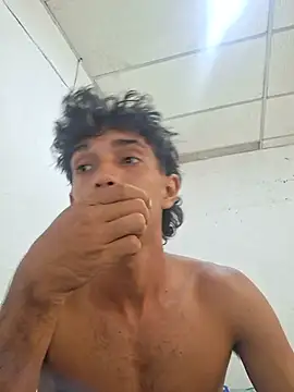 Noscayn Live XXX chat