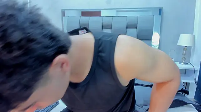 Charlie___Musk 라이브 XXX 채팅