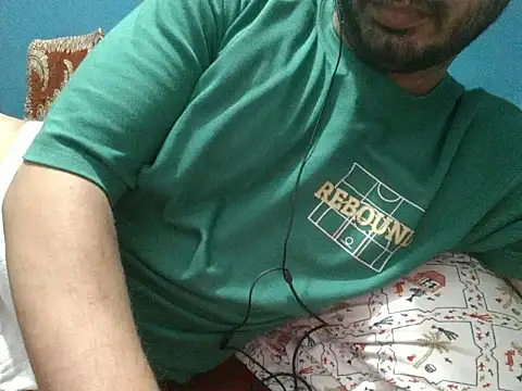 XXX chat uživo modela Precumboner