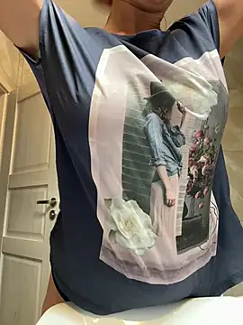 XXX chat uživo modela jennifer11772