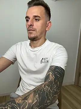 Huge_cock22cm 웹캠 쇼