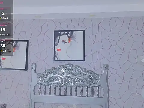 Kloe__11x Adlı Modelin Canlı XXX Sohbeti