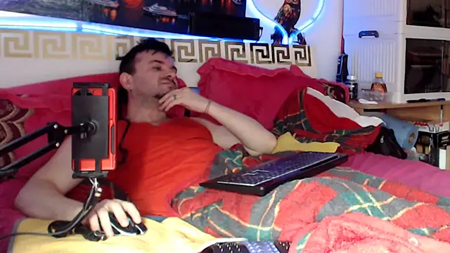 عرض كام Hugec0ck007