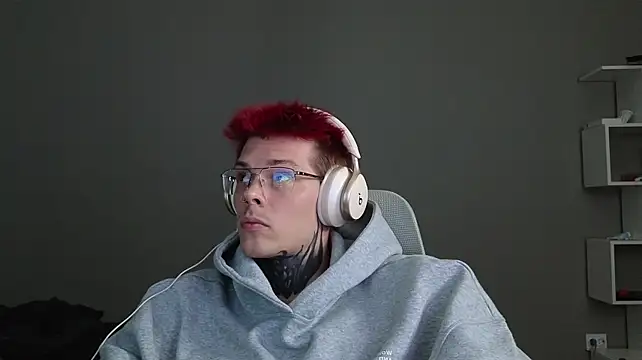 Онлайн чат XXX DENIS_HERE