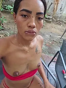 Chat +18 de Brenda_Brie_ ao vivo