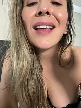 Mariana_gom Chat XXX in diretta