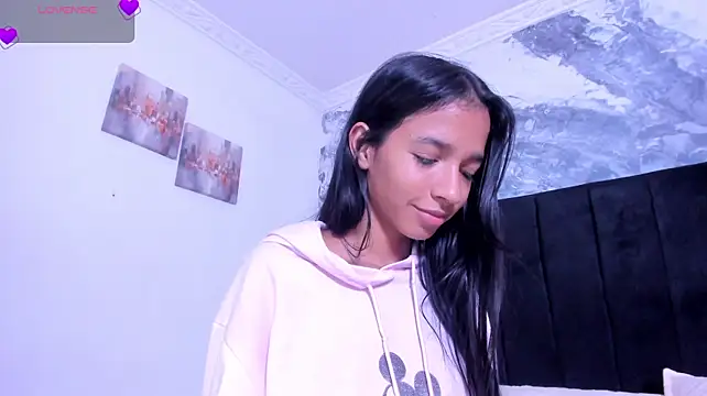 ScarletEvanss_'s Live XXX Chat