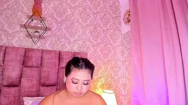Luna_Swift's Live XXX Chat