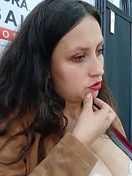 Czat XXX na żywo – LIA--23