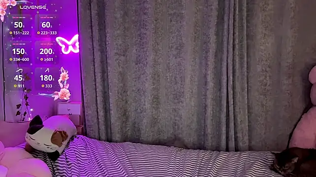 StasyBloomのライブXXXチャット