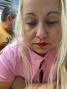 XXX chat uživo modela SabinaSweety