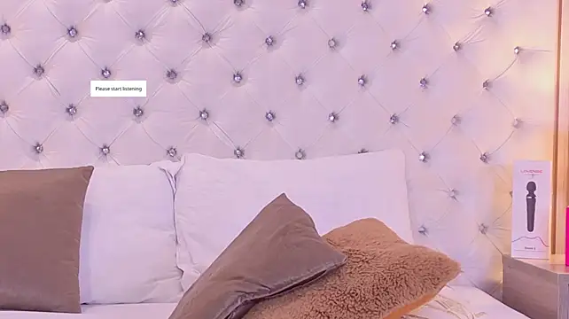 VaniaRouse Chat XXX in diretta
