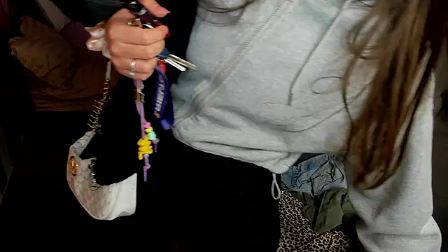 XXX chat uživo modela Kissamya
