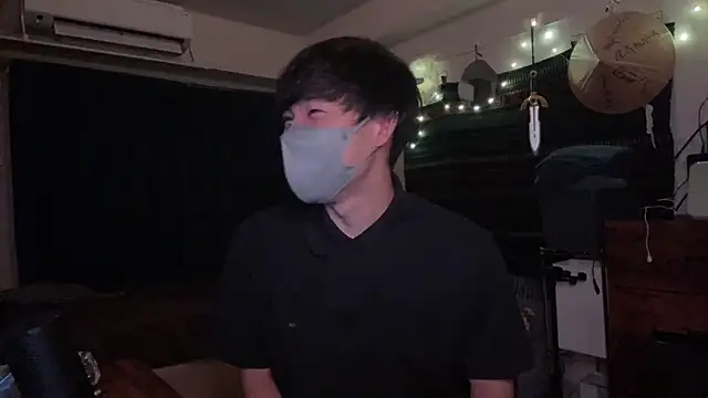 แชท XXX สดของ poketkuma