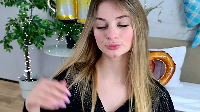 SweetyLickyn Live XXX chat