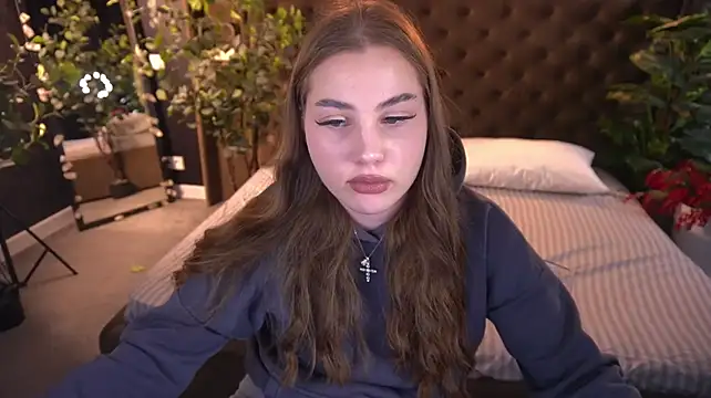 MilanaCelestn Live XXX chat